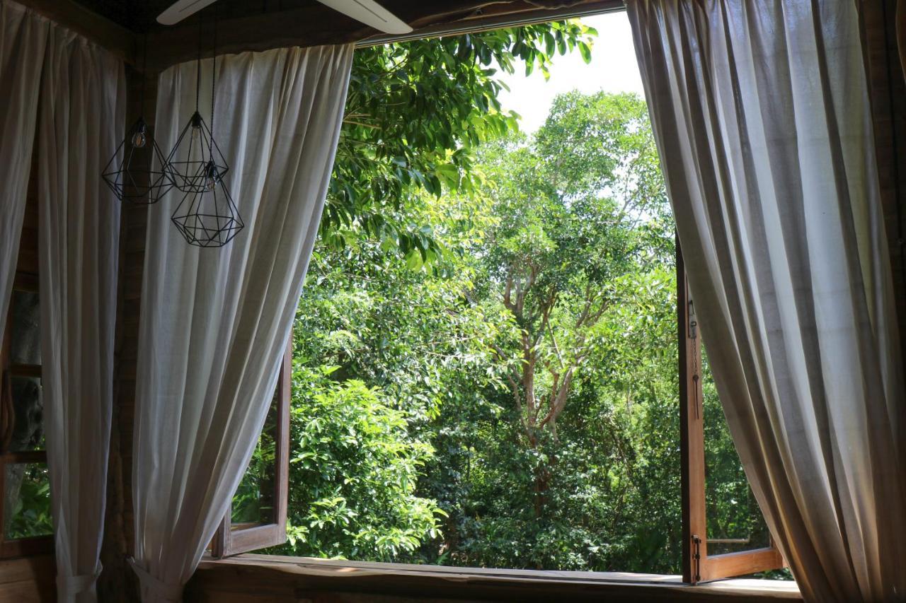 Villa Roots Tree House Uluwatu Exterior foto